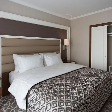 ホテル Alusso Thermal 5*