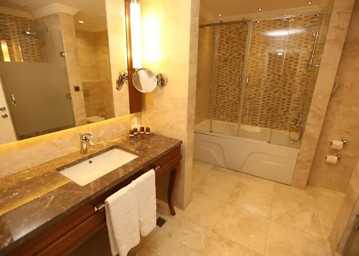 Otel Alusso Thermal Afyonkarahisar